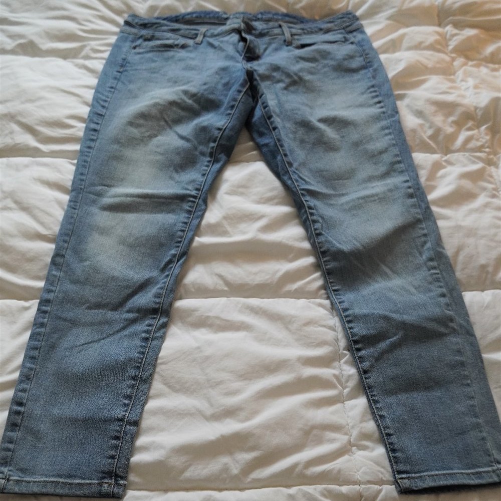 New W/out Tags Light Wash Denim Low Rise Skinny Jeans Mossimo 16S/33